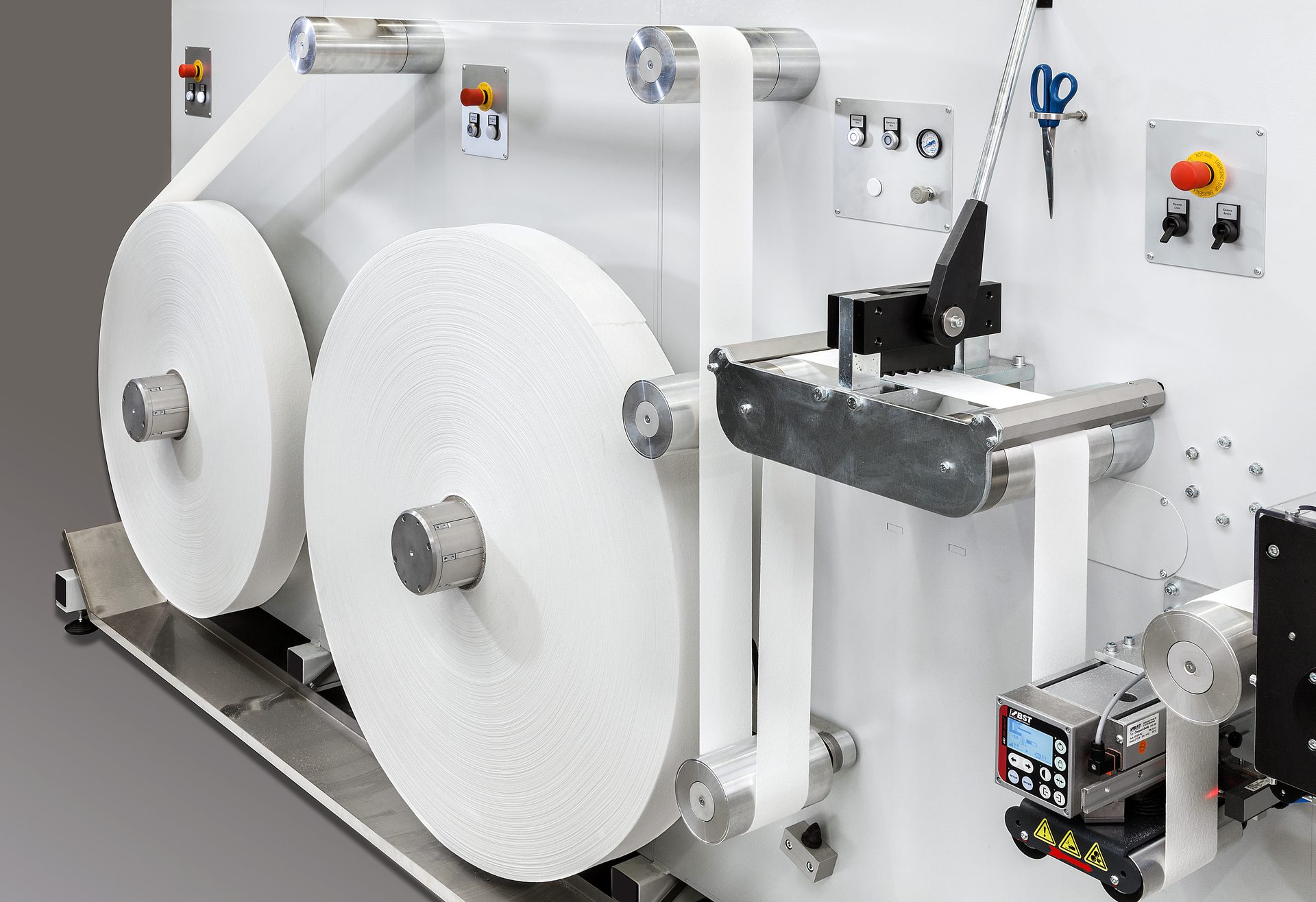 Accuro Anlage, Detail Rollenwechsel und Konfektionierung